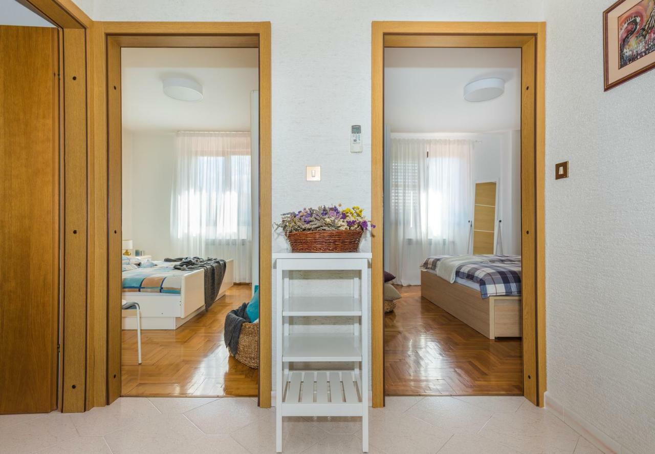 Apartment Qualich Plomin Ngoại thất bức ảnh